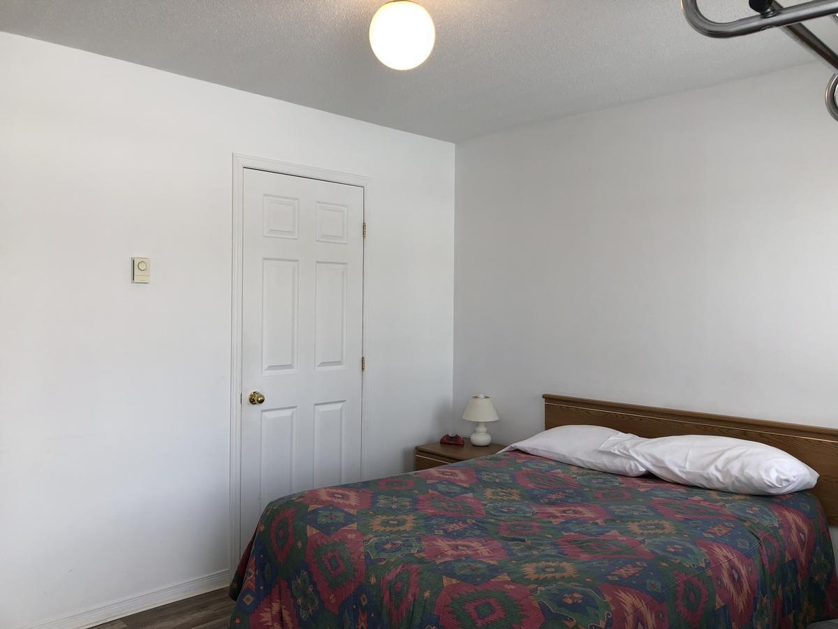 Motel Bryson Экстерьер фото
