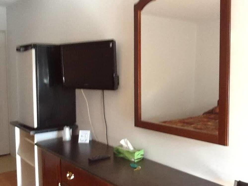 Motel Bryson Экстерьер фото